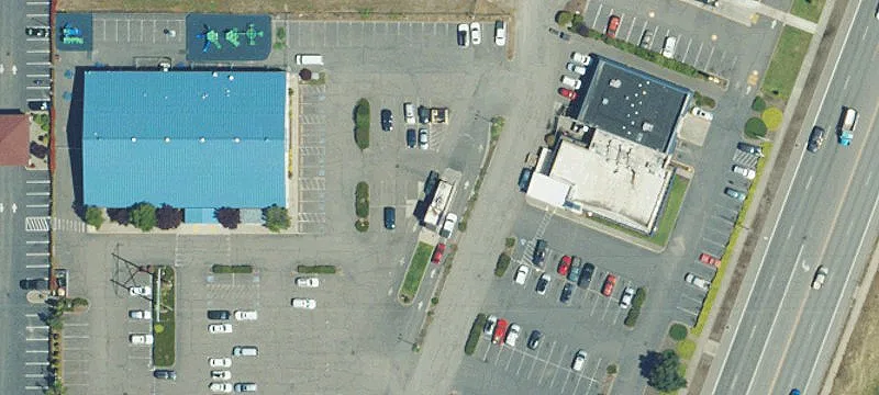 Multi-Tenant Retail Property