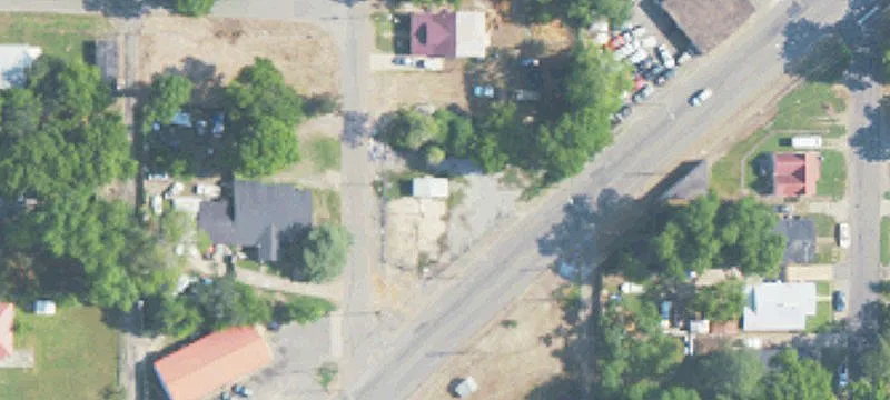 Vacant Automotive Lot for Redevelopment