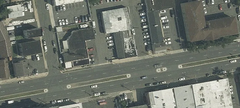 Mixed-Use Building with Restaurant