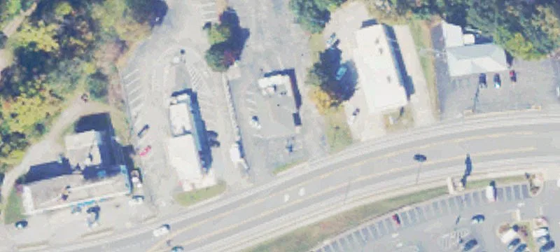 Restaurant/Retail Building with Parking