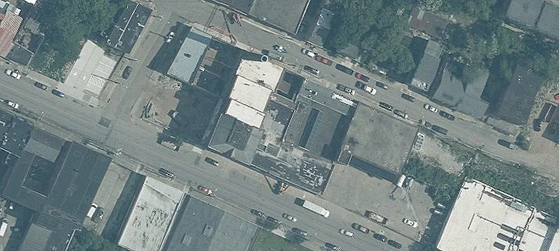 Mixed-Use Flex and Office Building