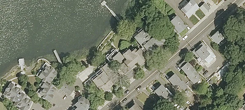 Three-Level Waterfront Condo Rental