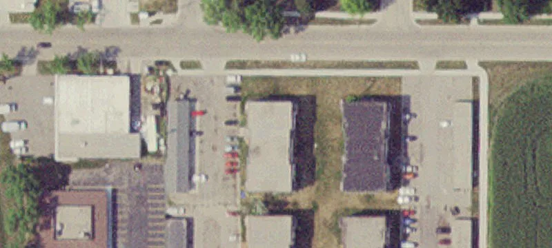Apartment Building with Garage Space