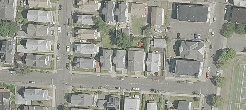 3BR Second-Floor Rental with Parking