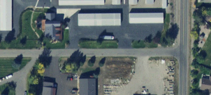 Flex Warehouse with Overhead Doors