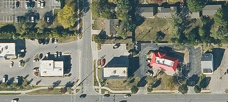 Retail Site at Signalized Intersection