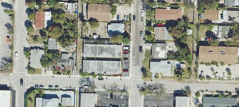 10-Unit Apartment Building