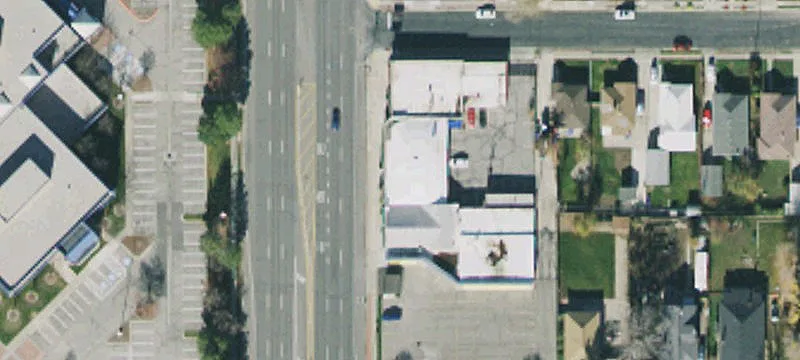 Retail/Office Space with Pylon Signage
