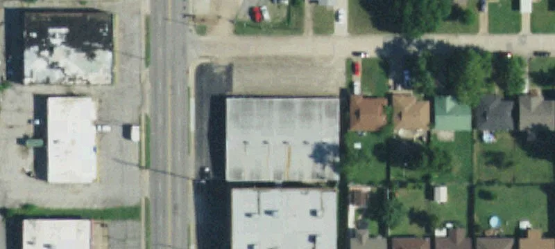 Retail Warehouse Campus with Parking