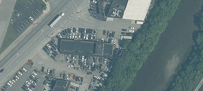 Flex Industrial Buildings with Yard