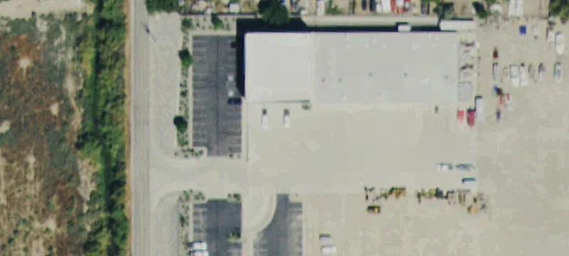 Industrial Flex Building with Overhead Doors