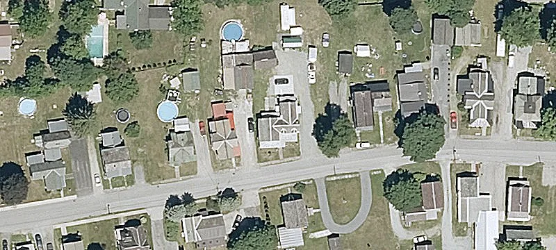 Well-Maintained Duplex with Yard