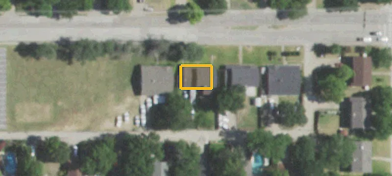 Side-by-Side Single-Family Lots