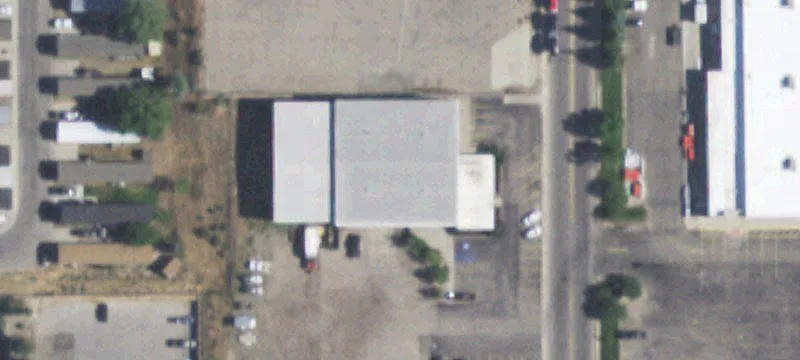 Warehouse with Showroom and Offices