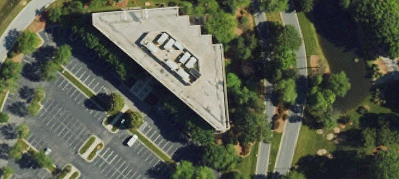 Fully Amenitized Office Building