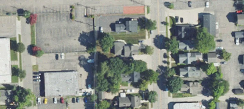 Multi-Use Commercial Building