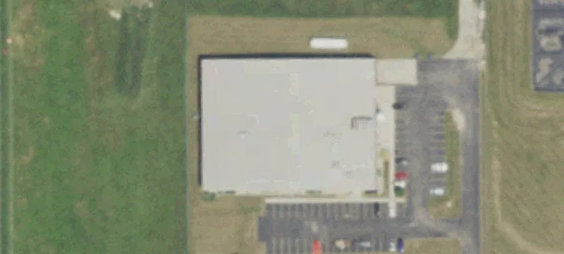 Industrial Building with 24-Foot Ceilings