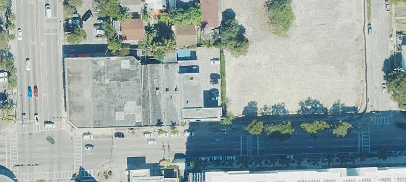 Retail Space with Two Entrances