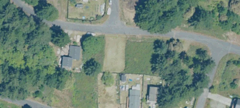 Flat Waterfront-Adjacent Homesite