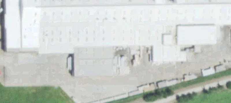 Warehouse with Dock and Grade Loading