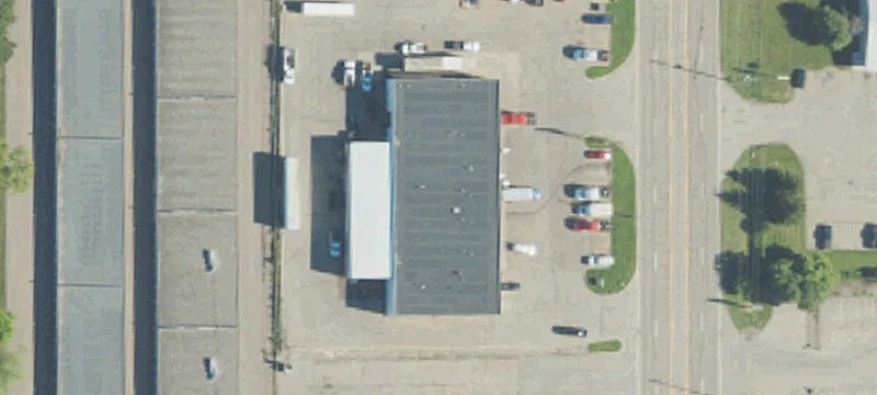 Single-Tenant Industrial NNN Building