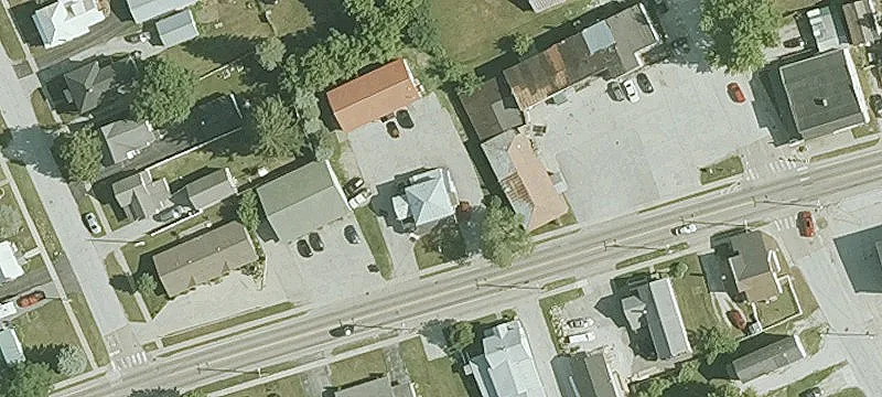 Mixed-Use Income Property