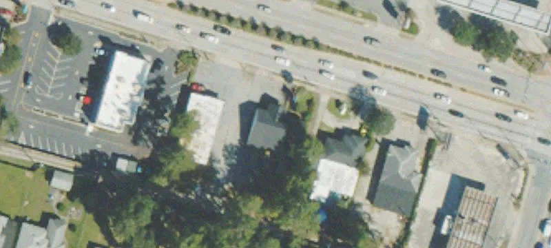 Freestanding Retail Building with Vault