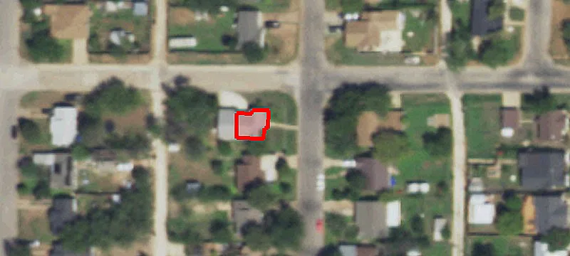 Furnished 1BR Duplex with Yard