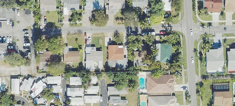 Triplex with Two Guest Quarters
