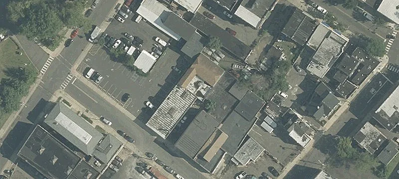 Commercial Land in Redevelopment Zone