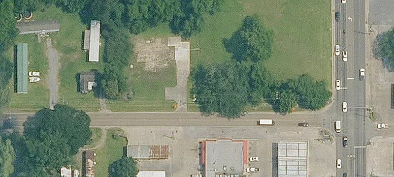 Commercial Lot with Mobile Lots
