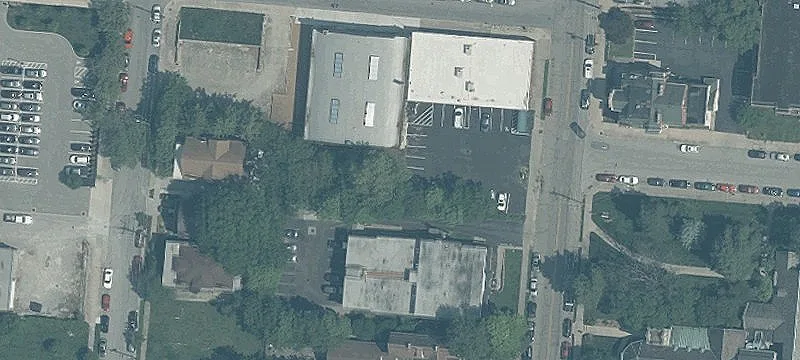 Flex Retail/Warehouse Building