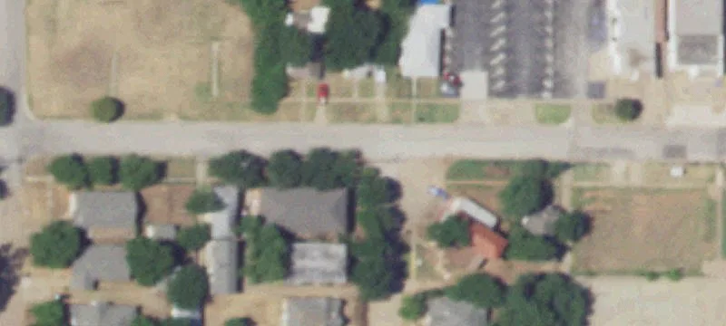 Vacant 5-Unit Apartment Building