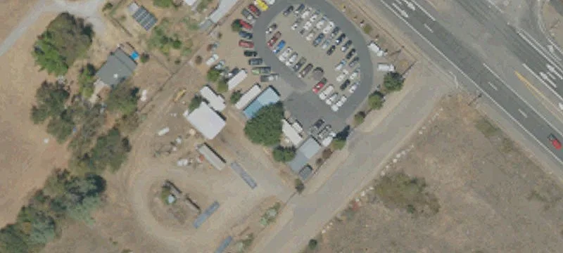 Mixed-Use Commercial Property with Duplex