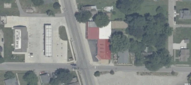 Retail Showroom and Office Building