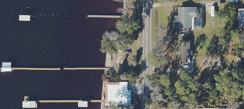 Riverfront Dock and Boathouse Lot