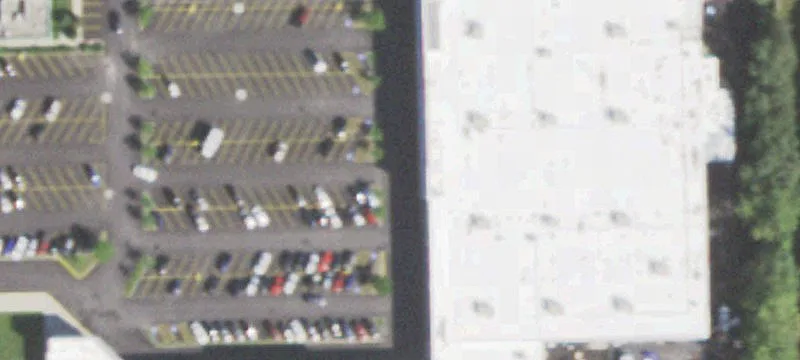Retail Shopping Center Near Jewel-Osco