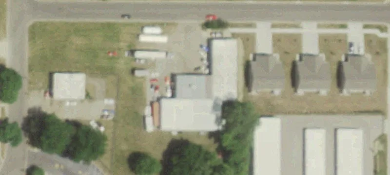 Flex Office and Warehouse Building