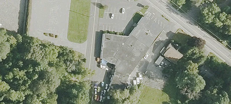 Freestanding Retail/Warehouse Building