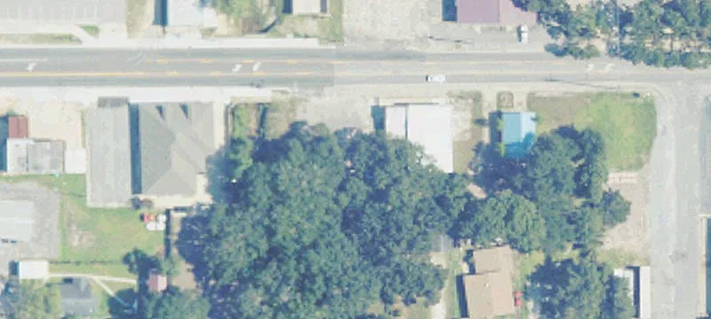 Deep Lot with Oak Trees