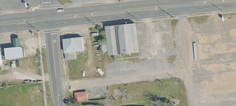 Retail Building with Highway Frontage