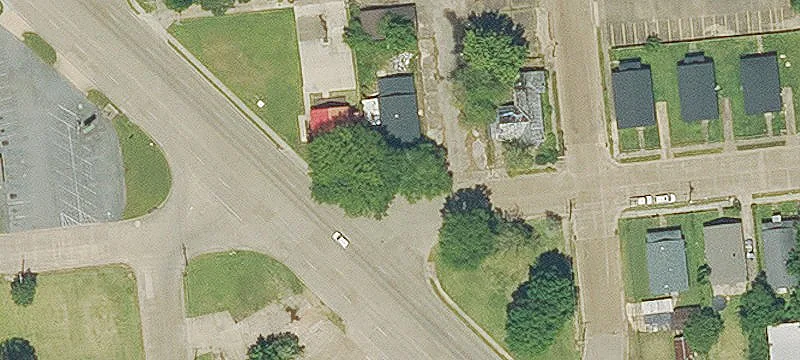 Metal Retail Building on Corner Lot