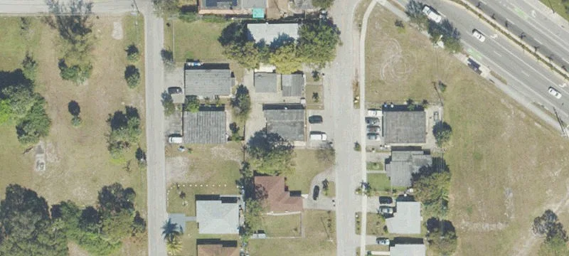 Leased Specialty Multi-Unit Building