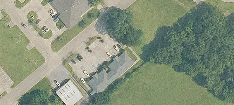 Divisible Office Building with Parking