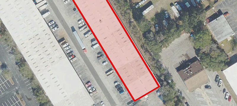 Warehouse with Secured Yard