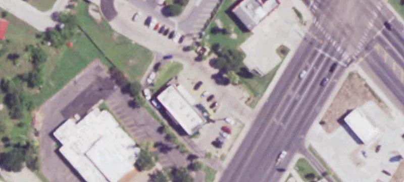 Starbucks-Leased Retail Building