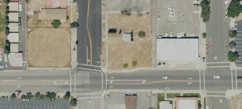 Commercial Corner Lot