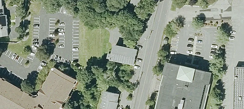 Office Suite Near Commuter Rail