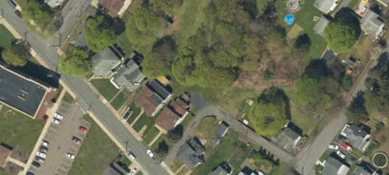 Well-Maintained Duplex with Parking