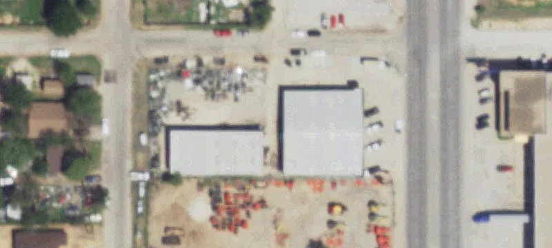 Level Warehouse with Versatile Use